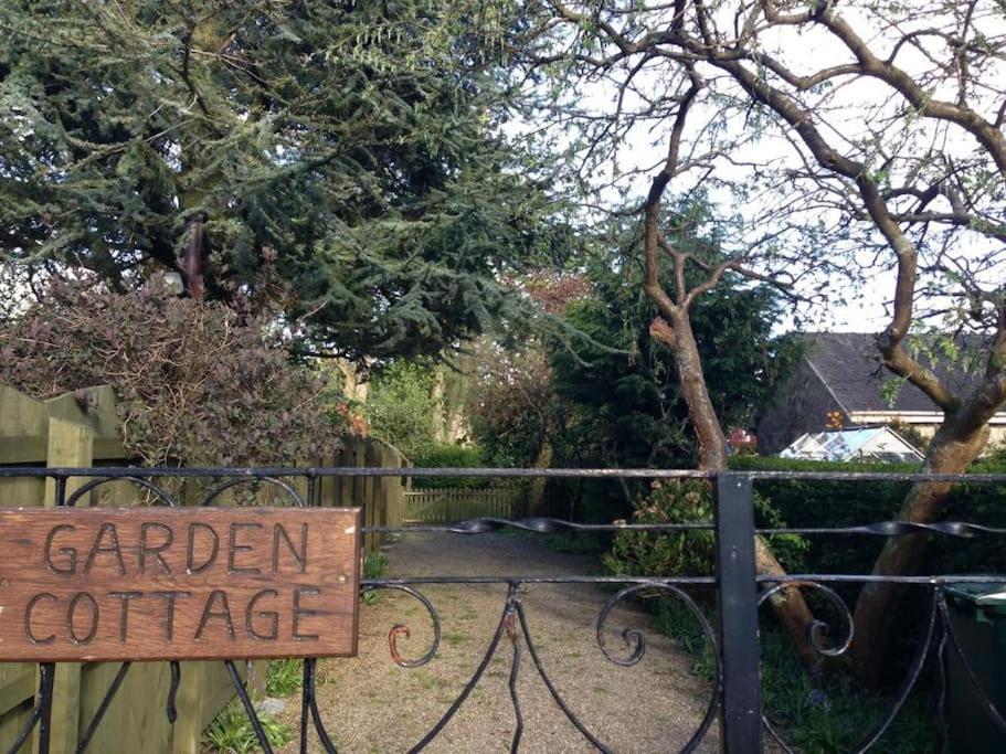 Garden Cottage へレンズバラ エクステリア 写真
